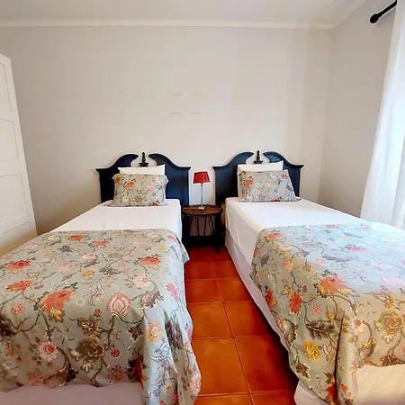 Charme Center 앙그라두에루이스무